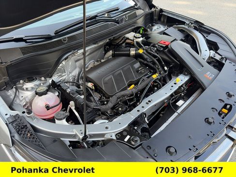 Used 2026 Chevrolet Trax RS w/ Sunroof Package FWD image 34