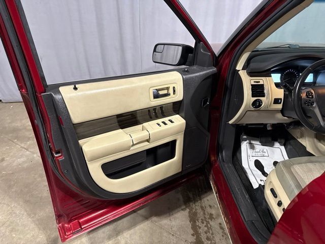 Used 2016 Ford Flex SEL AWD/4WD image 2