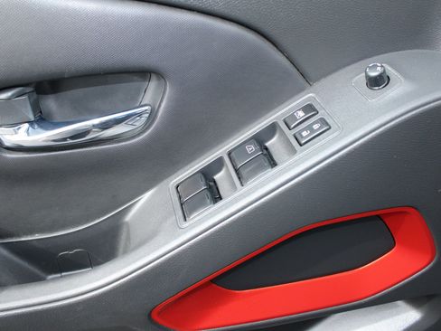 Used 2023 Nissan Frontier PRO-4X w/ Pro Convenience Package image 15