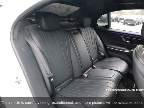 Used 2023 Mercedes-Benz S 500 4MATIC image 13
