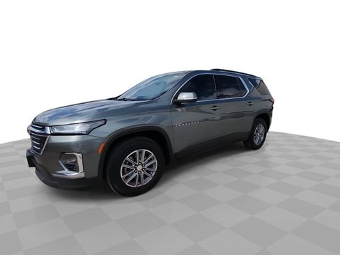 Used 2023 Chevrolet Traverse LT FWD image 4