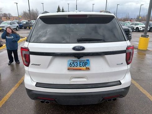Used 2018 Ford Explorer Sport w/ Equipment Group 401A AWD/4WD image 5