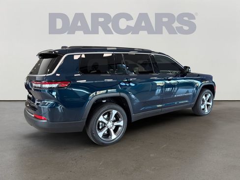 New 2026 Jeep Grand Cherokee L Limited w/ Luxury Tech Group II AWD/4WD image 7