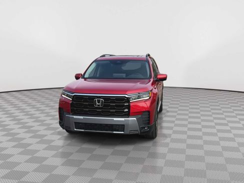 New 2026 Honda Pilot Touring image 3