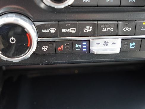 Certified 2026 Ford F350 Lariat w/ Tremor Off-Road Package AWD/4WD image 33