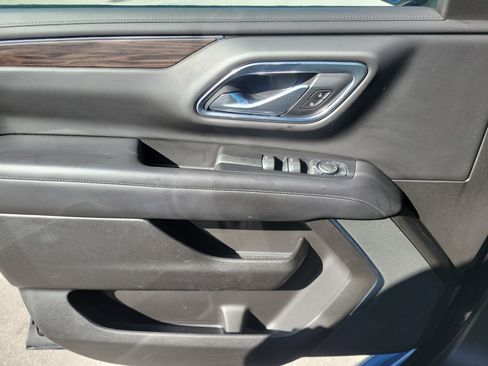 Used 2021 Chevrolet Tahoe LS image 25