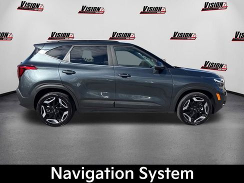 Certified 2024 Kia Seltos SX w/ SX Sunroof Package AWD/4WD image 4