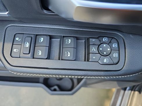 New 2026 RAM 2500 Big Horn AWD/4WD image 28