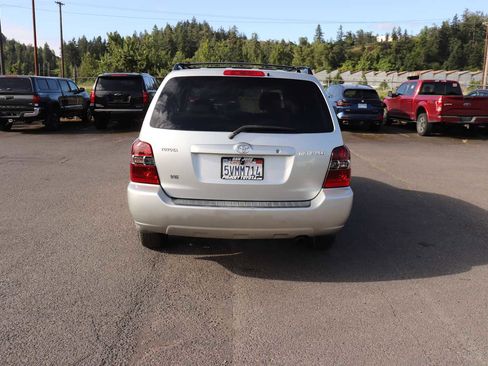 Used 2006 Toyota Highlander 2WD V6 image 6