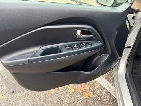 Used 2017 Kia Rio LX w/ Power Package image 19