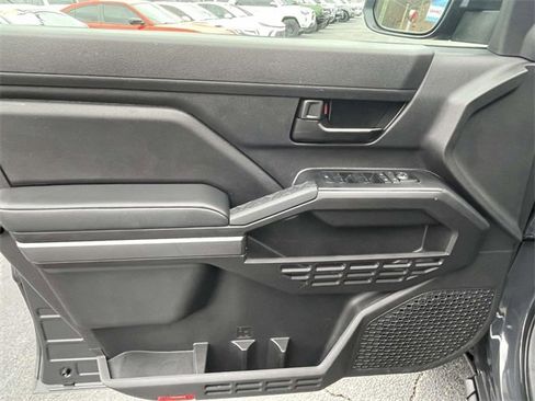 Used 2025 Toyota Tacoma SR5 image 18