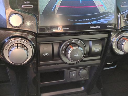 Used 2020 Toyota 4Runner TRD Off-Road Premium image 22