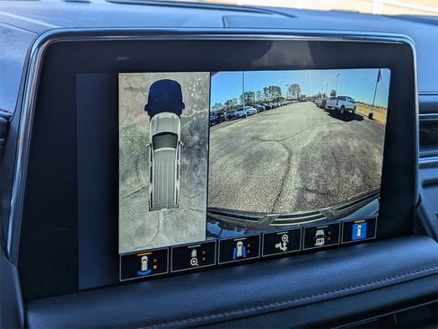 Used 2022 Chevrolet Tahoe RST w/ Luxury Package image 23