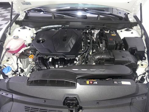 Used 2022 Hyundai Sonata SEL w/ Convenience Package FWD image 12