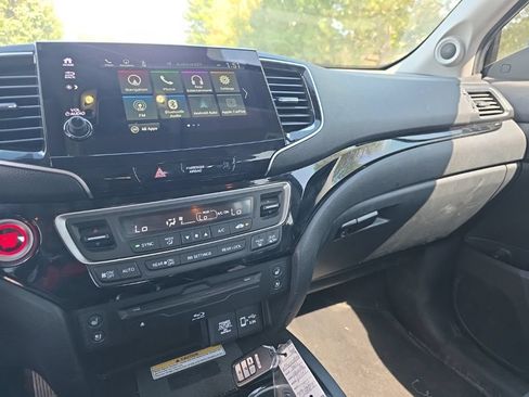 Used 2021 Honda Pilot Elite image 20