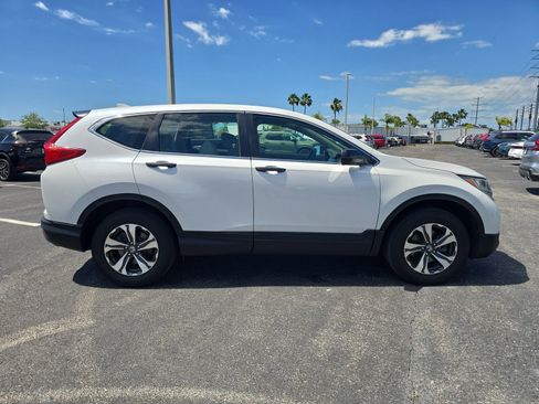 Used 2019 Honda CR-V LX image 3