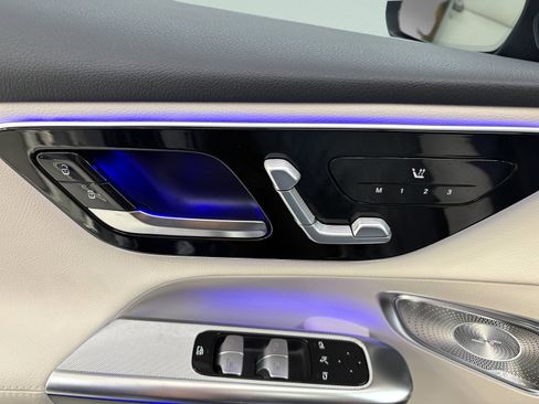 Used 2026 Mercedes-Benz GLC 300 4MATIC image 31