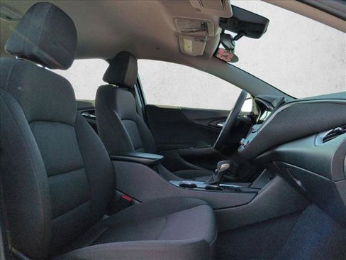 Used 2023 Chevrolet Malibu LT FWD image 27
