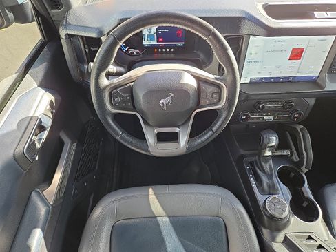 Used 2023 Ford Bronco Outer Banks image 12