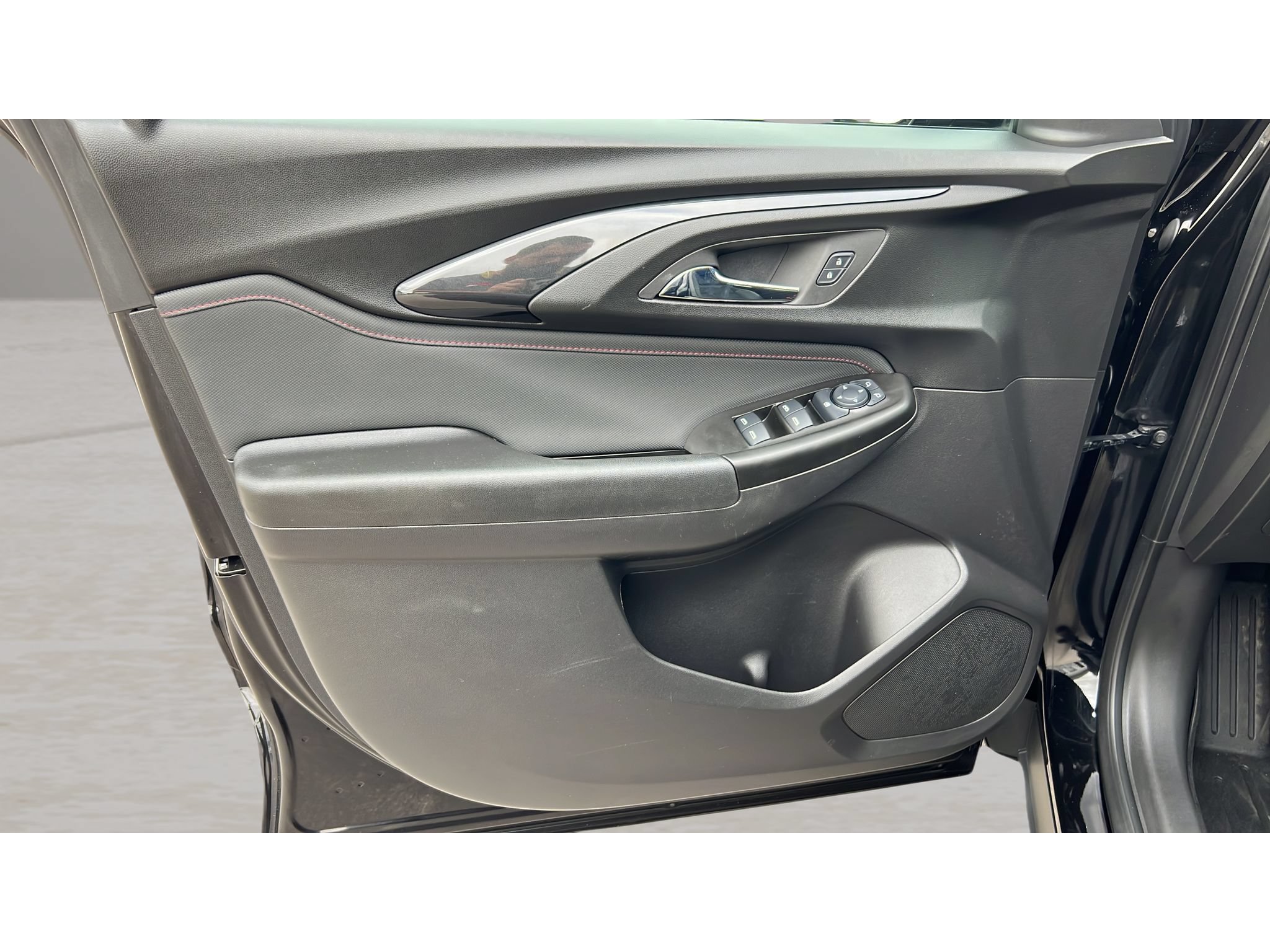 Certified 2023 Chevrolet TrailBlazer RS AWD/4WD image 26