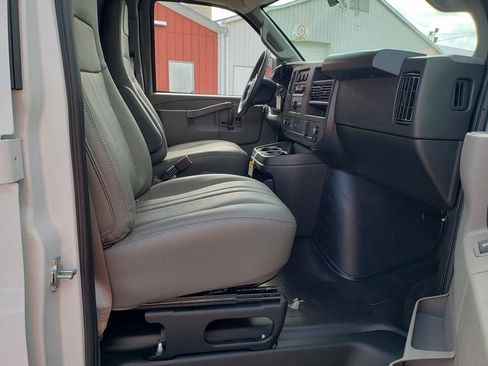 New 2025 Chevrolet Express 2500 w/ Communications Package RWD image 15