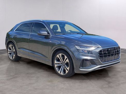 Used 2021 Audi Q8 Premium Plus w/ Premium Plus Package AWD/4WD image 3