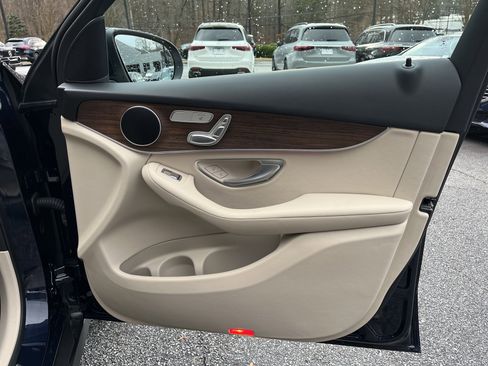 Certified 2022 Mercedes-Benz GLC 300 4MATIC image 49