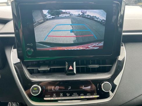 Used 2024 Toyota Corolla LE FWD image 15