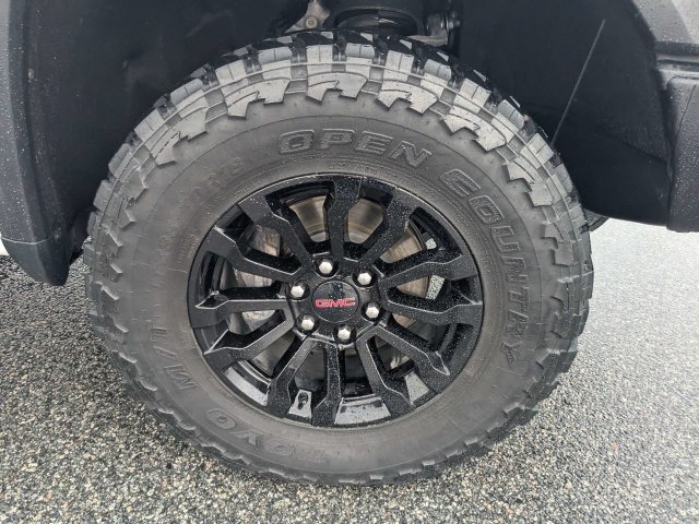 Used 2023 GMC Sierra 1500 AT4X AWD/4WD image 11