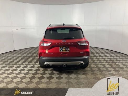 Used 2020 Ford Escape Titanium AWD/4WD image 5