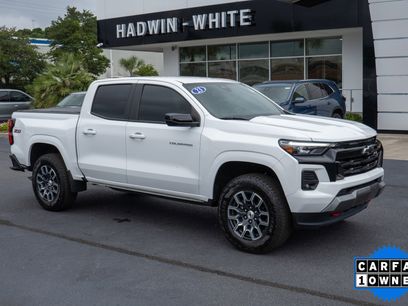 Used 2023 Chevrolet Colorado Z71 w/ Z71 Convenience Package 2