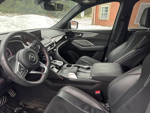 Used 2024 Acura MDX A-Spec image 2
