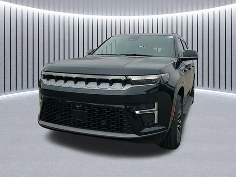 New 2026 Jeep Grand Wagoneer 4WD image 18