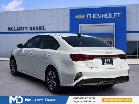 Used 2023 Kia Forte LXS FWD image 4