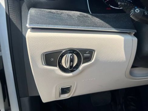 Used 2023 Mercedes-Benz E 350 4MATIC Sedan image 19