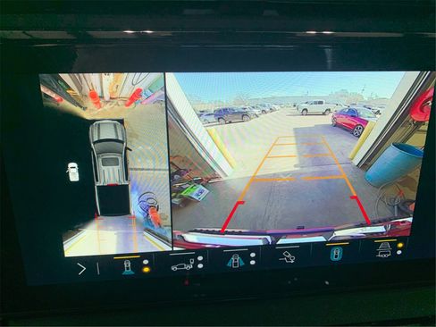 Used 2023 GMC Sierra 1500 AT4 w/ AT4 Premium Package image 26