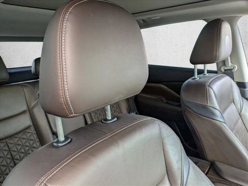 Certified 2022 Nissan Murano Platinum w/ Cargo Package image 13