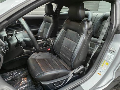 Used 2021 Ford Mustang GT Premium w/ Equipment Group 401A RWD image 12