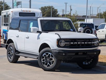 New 2025 Ford Bronco Outer Banks