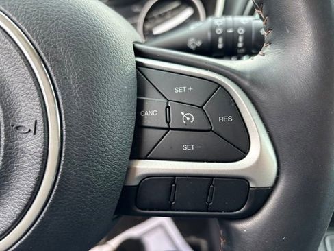 Used 2019 Jeep Compass Limited AWD/4WD image 16