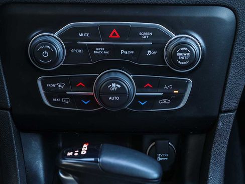 Used 2022 Dodge Charger GT image 14