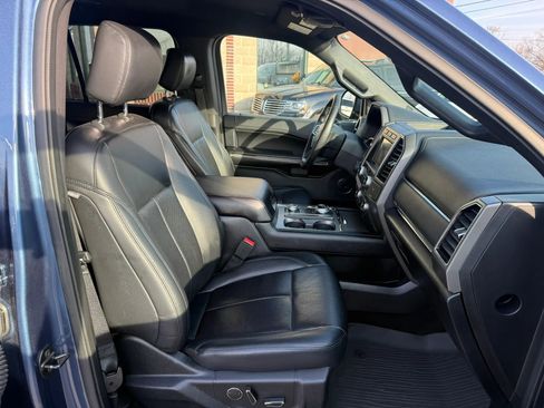 Used 2019 Ford Expedition XLT w/ Equipment Group 202A image 40