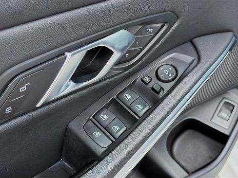 Certified 2024 BMW 330i Sedan image 22