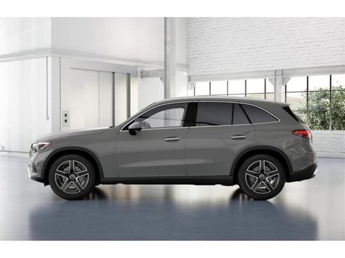 New 2026 Mercedes-Benz GLC 300 4MATIC image 34