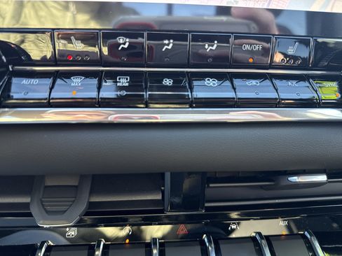 New 2026 GMC Canyon Elevation w/ Convenience Package image 28