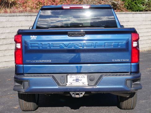 Certified 2023 Chevrolet Silverado 1500 Custom image 5