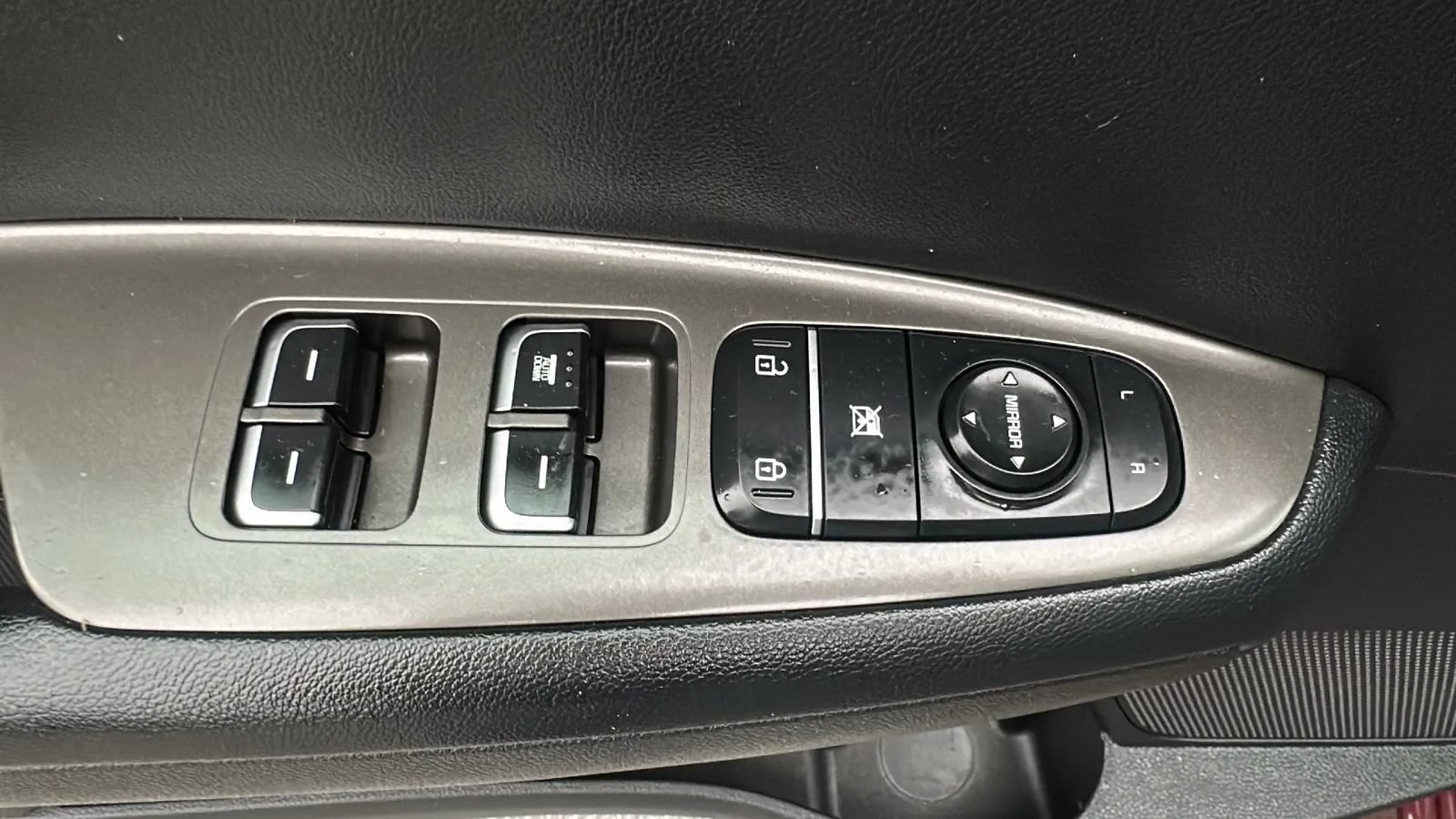 Used 2019 Kia Optima LX FWD image 21