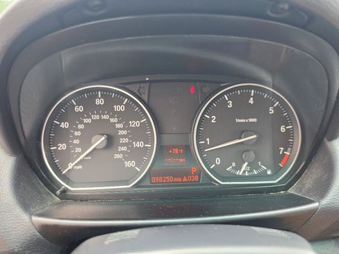 Used 2011 BMW 128i Convertible RWD image 9