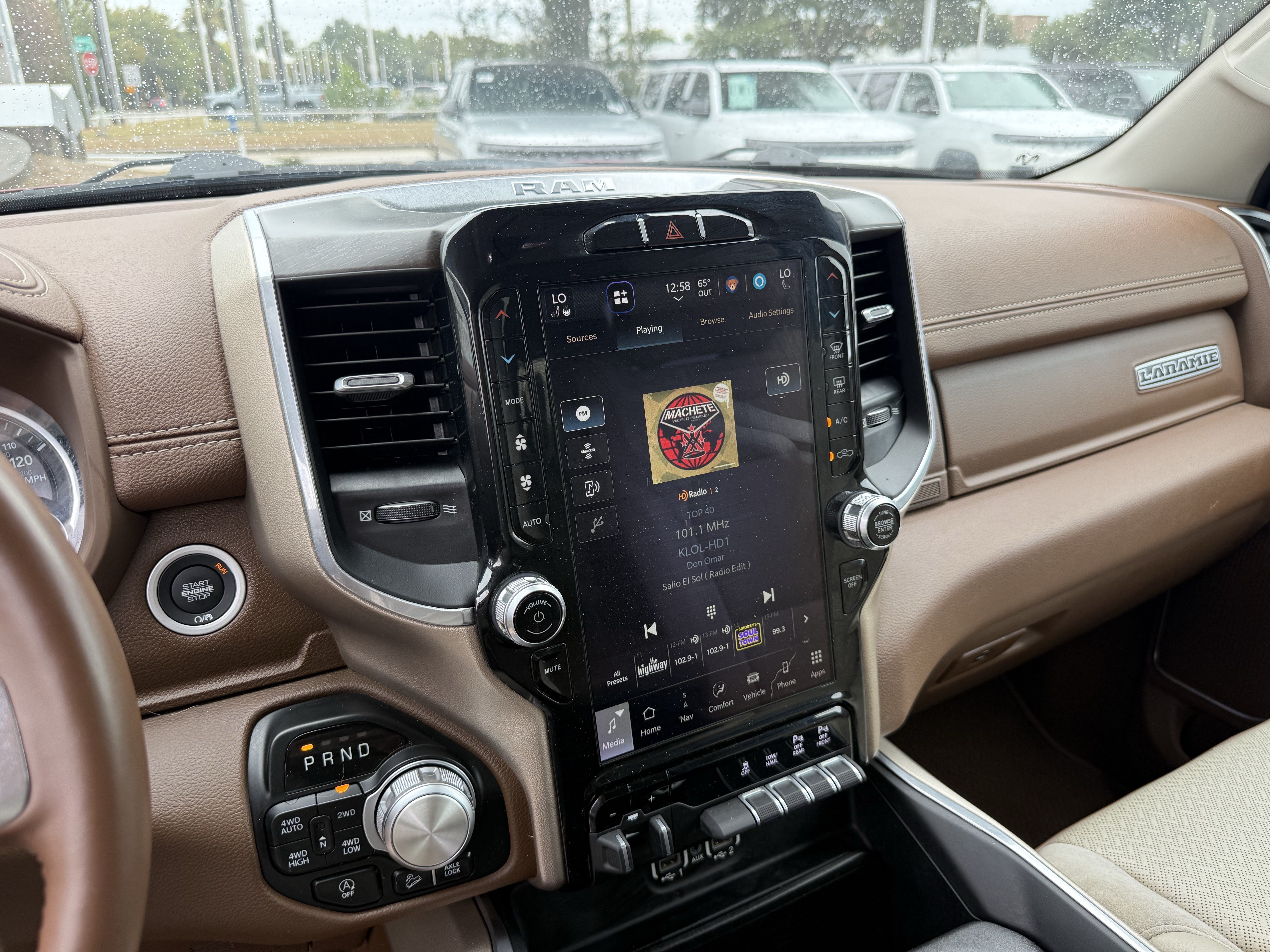 Used 2022 RAM 1500 Laramie w/ Laramie Southwest Edition AWD/4WD image 19