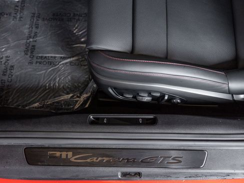 Certified 2025 Porsche 911 Carrera GTS image 21